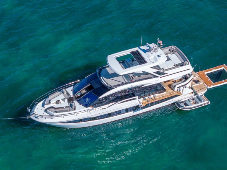 Noleggio Yacht di lusso Galeon con patente nautica