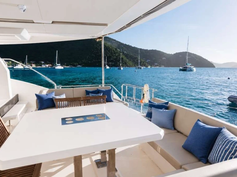 Yacht di lusso a noleggio a Virgin Gorda al miglior prezzo