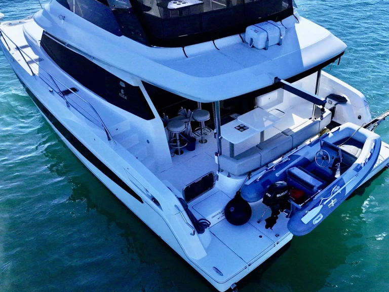 Noleggio barche Aquila Seaduction a Lávrio su Samboat
