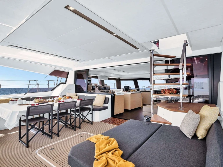 Noleggio Yacht di lusso a Caraibi – Fountaine Pajot NEOW