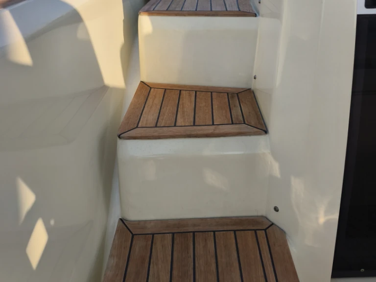 Noleggio barche Invictus  Invictus 280 TT a Mandelieu-la-Napoule su Samboat