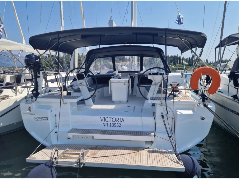 Noleggio a Álimos – Bénéteau Oceanis 46.1 su SamBoat