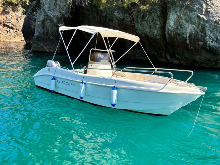 Noleggio Barca a motore a La Spezia – Bellingardo Ghost 5,50