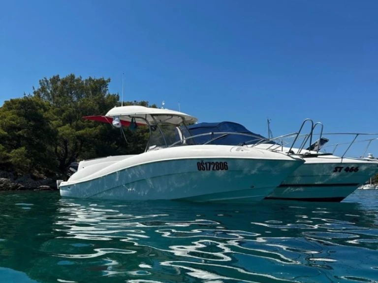 Noleggio Barca a motore con o senza skipper Quicksilver a Poljica