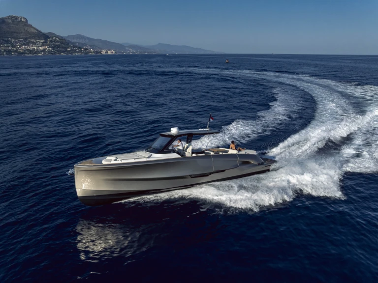 Noleggio Barca a motore a Monaco – Solaris Power Solaris Power Open 44