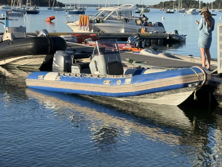 Noleggiare una Narwhal Narwhal HD 580 a Quiberon