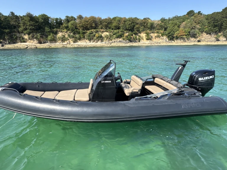 Noleggiare una Brig Eagle 670 a La Forêt-Fouesnant