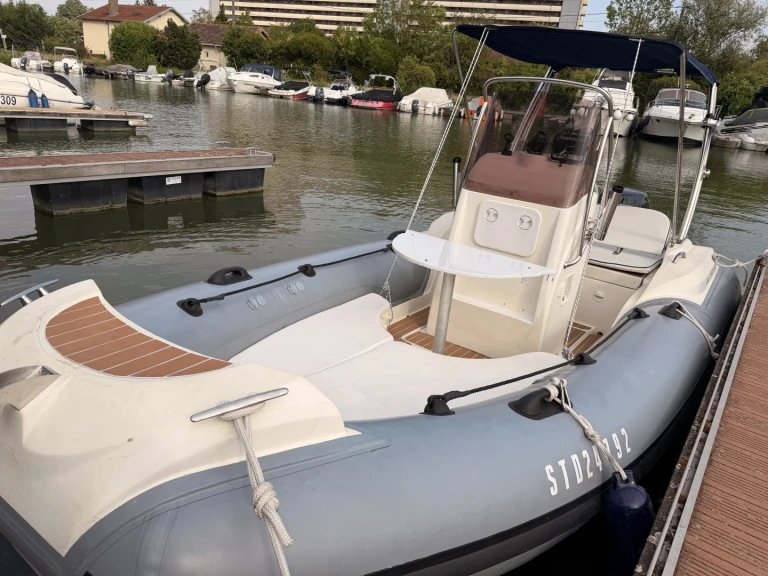 Noleggio Gommone con o senza skipper Nuova Jolly a Metz