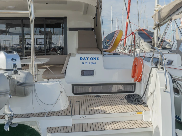 Noleggio Catamarano Lagoon con patente nautica