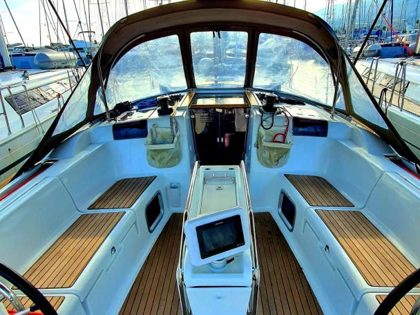 Jeanneau Sun Odyssey 449 da affittare a  Piso Livadi