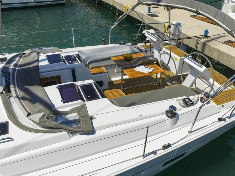 Noleggio a Komolac – Hanse Hanse 455 su SamBoat