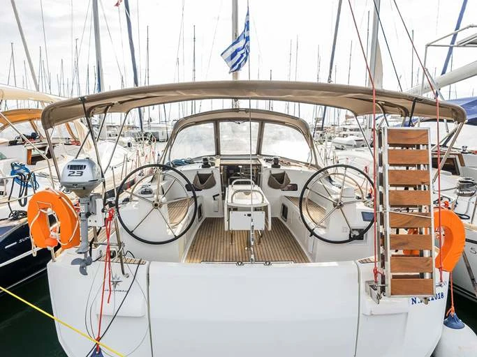 Noleggio Barca a vela con o senza skipper Jeanneau a Neo Klima