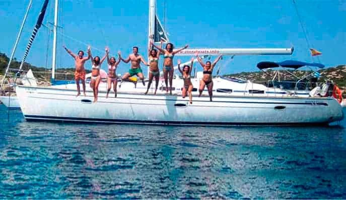Noleggiare una endurance Endurance 35 a Sant Antoni de Portmany