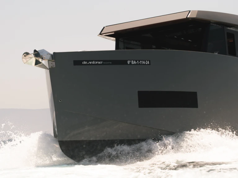 Noleggio barche De Antonio D50 Coupe a Puerto De Barbate su Samboat