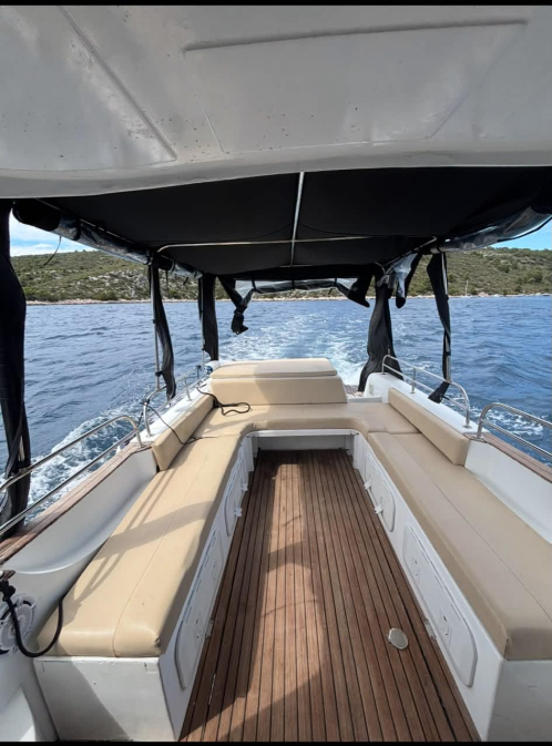 Noleggiare una Sea Thunder 9 Bakan a Lesina (Hvar)