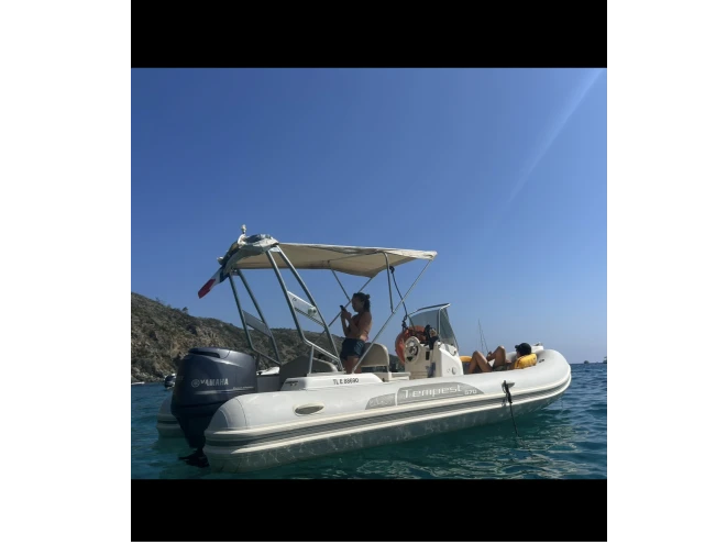 Noleggio Gommone con o senza skipper Capelli a Cavalaire-sur-Mer