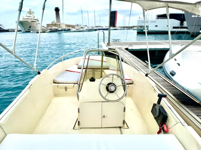 Ultramar Ultra 405 da affittare a  Antibes