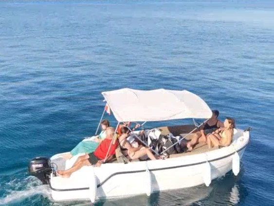 Noleggio Barca a motore a Santa Ponsa – AQUA AQUA 515