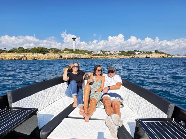Noleggiare una Maxima Boats 640 a Cambrils