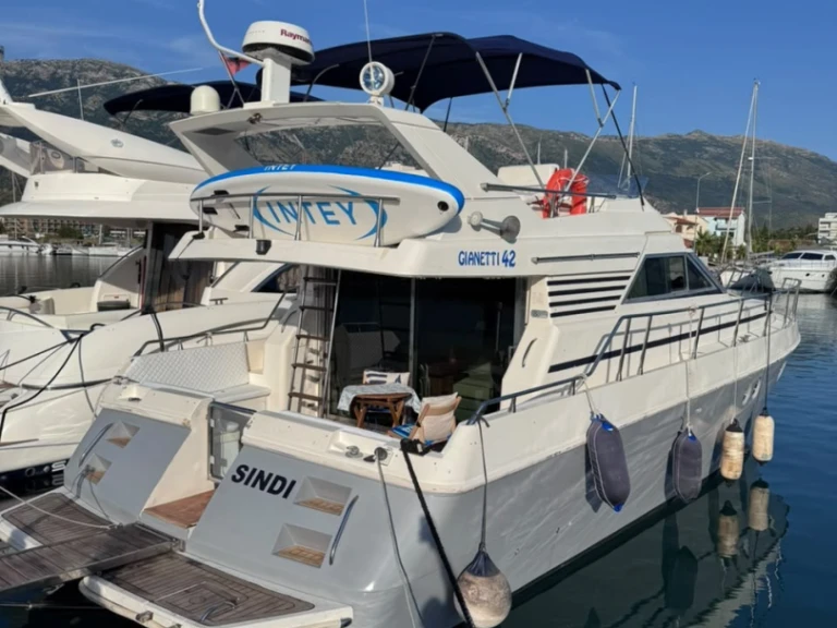 Noleggio barche Ferretti Altura 39 a Rrethi i Vlorës su Samboat