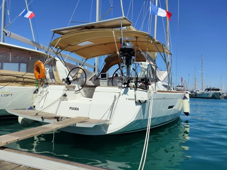 Noleggio barche Jeanneau Sun Odyssey 449 a Lefkáda su Samboat