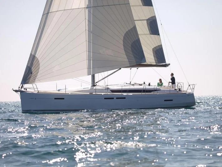 Jeanneau Sun Odyssey 449 da affittare a  Gouviá