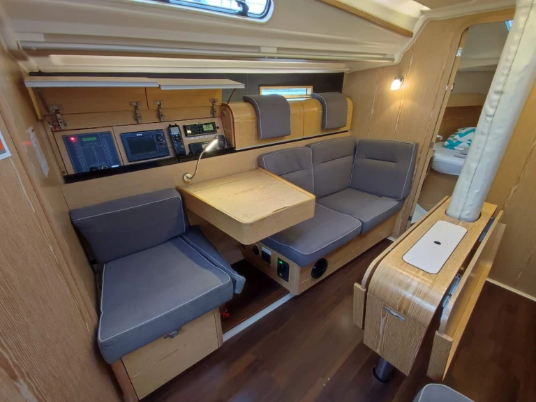 Noleggio Barca a vela a Zaravecchia (Biograd) – Dehler Dehler 38