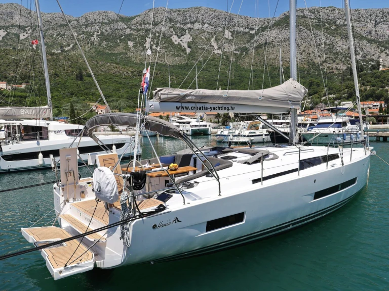 Hanse Hanse 410 da affittare a  Komolac