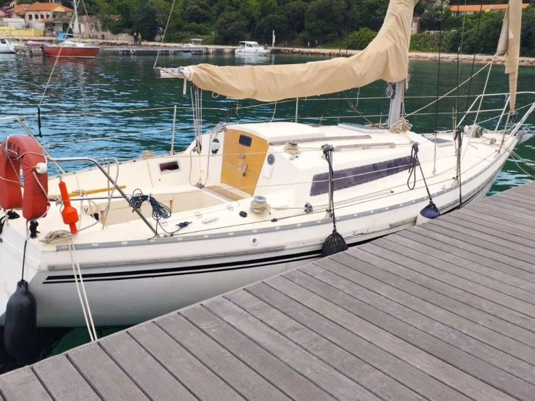 Jeanneau Aquila da affittare a  Cannes