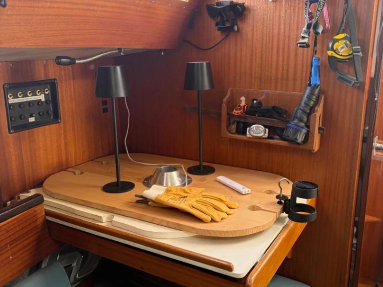 Noleggio Barca a vela a Cannes – Jeanneau Aquila