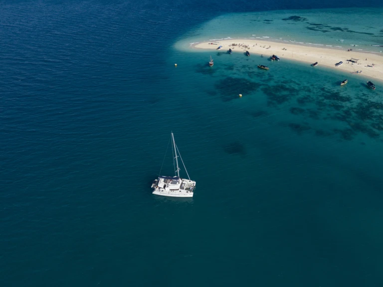 Noleggio Catamarano a Zanzibar – Lagoon Lagoon 450 F