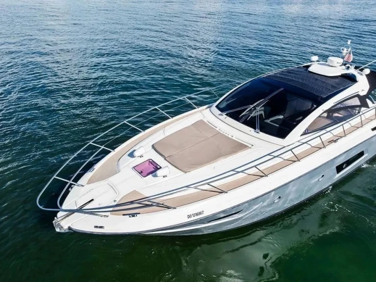 Noleggio Barca a motore a City of Cape Town – Azimut Atlantis 48