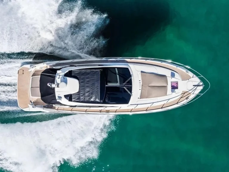 Azimut Atlantis 48 da affittare a  City of Cape Town