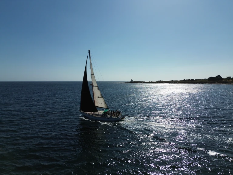Noleggio a Île de Groix – Jeanneau Sun Kiss 47 su SamBoat