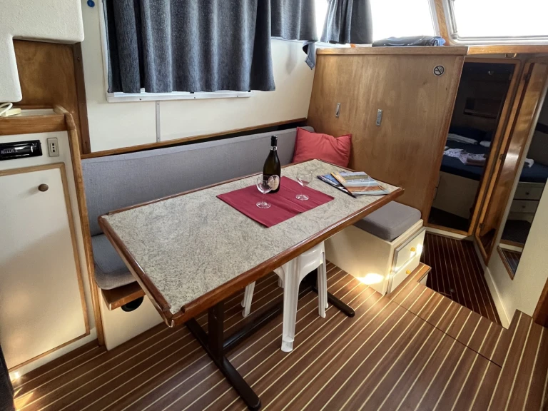 Noleggio Houseboat  con patente nautica