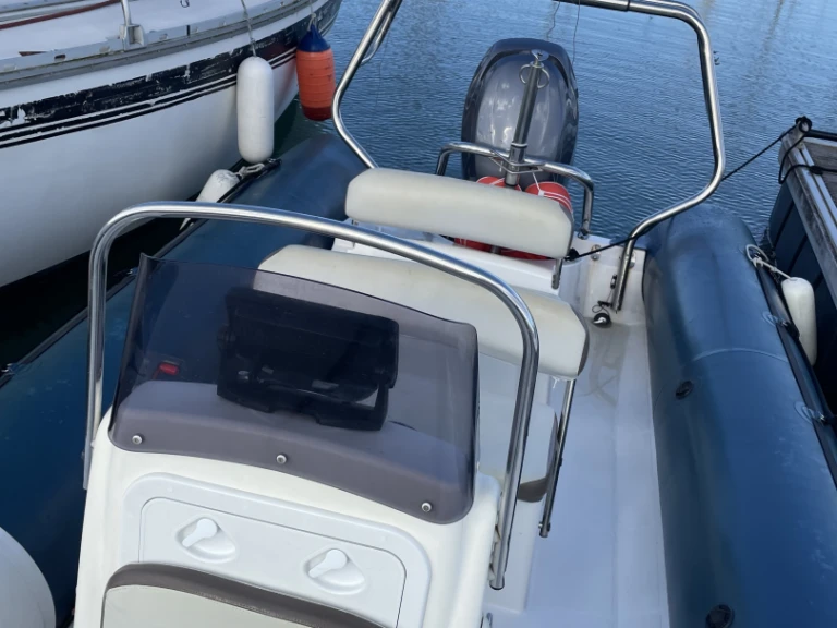 Noleggio Barca a motore Bombard con patente nautica