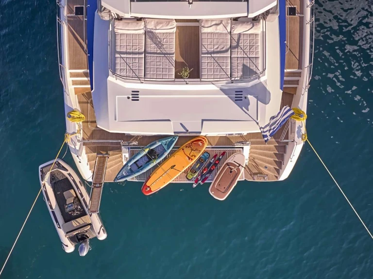 Noleggio Yacht di lusso a Atene – Fountaine Pajot MAJESTY OF GREECE