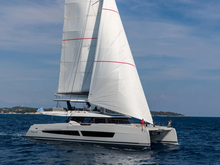Noleggio Yacht di lusso Fountaine Pajot con patente nautica