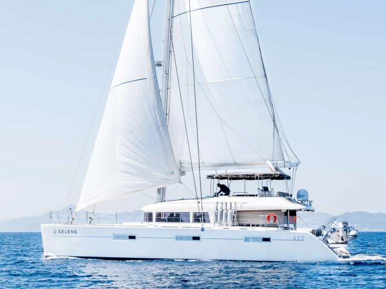 Noleggio barche Lagoon SELENE a Atene su Samboat