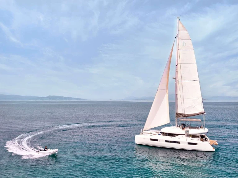 Noleggio Yacht di lusso Lagoon con patente nautica