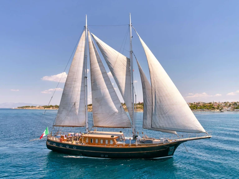 Noleggio a Atene – Ege Yat MYRA su SamBoat