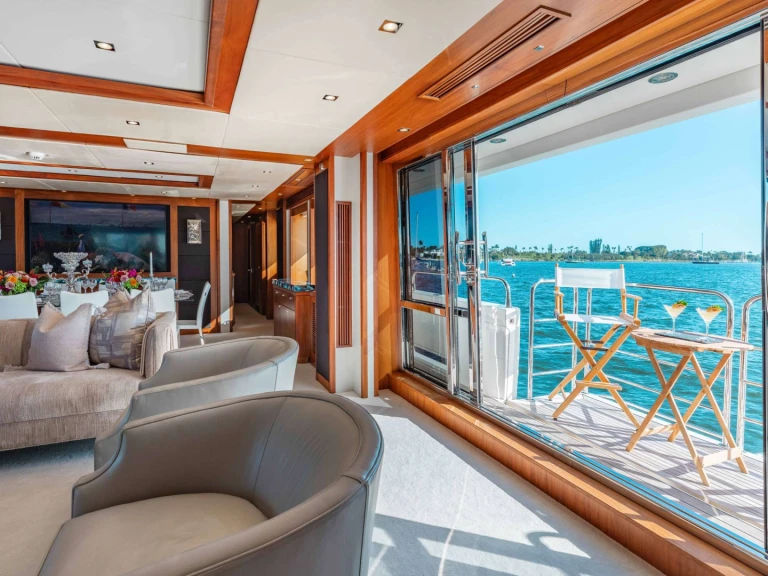 Yacht di lusso a noleggio a Bahamas al miglior prezzo