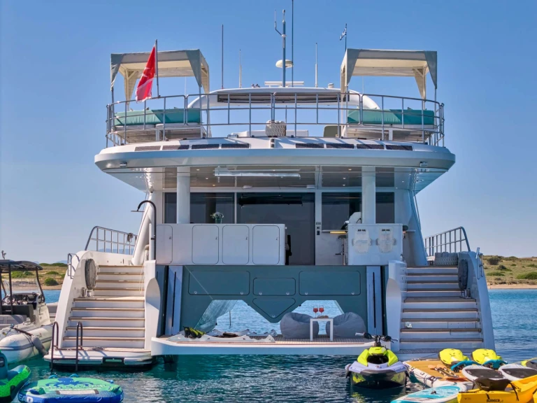 Noleggio a Atene – Custom Power Cat SAMARA su SamBoat