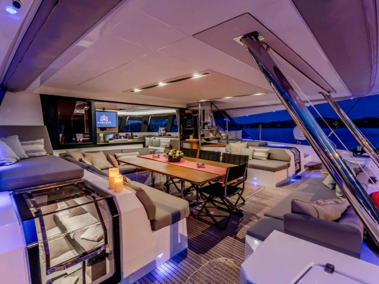 Fountaine Pajot NAMASTE (SAMANA) da affittare a  Atene