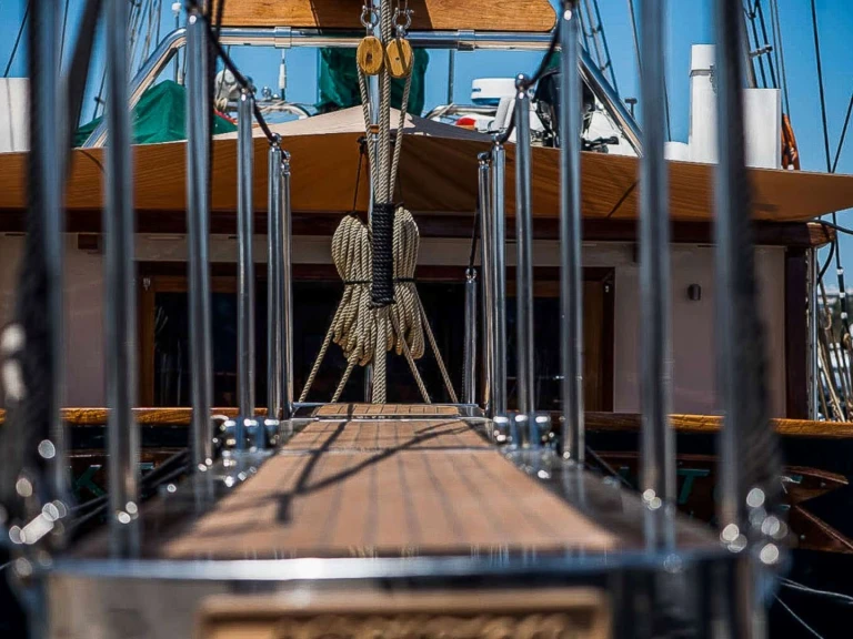Noleggio Yacht di lusso con o senza skipper Custom Gulet-Motor Sailor a Atene