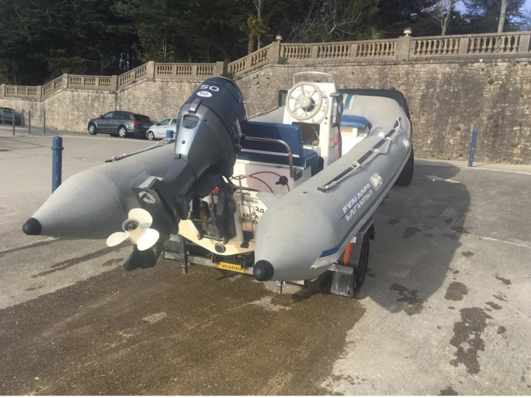 Noleggio barche Bombard Explorer 485 FB a Bénodet su Samboat
