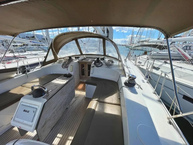 Noleggio a Álimos – Bavaria Cruiser 51 su SamBoat