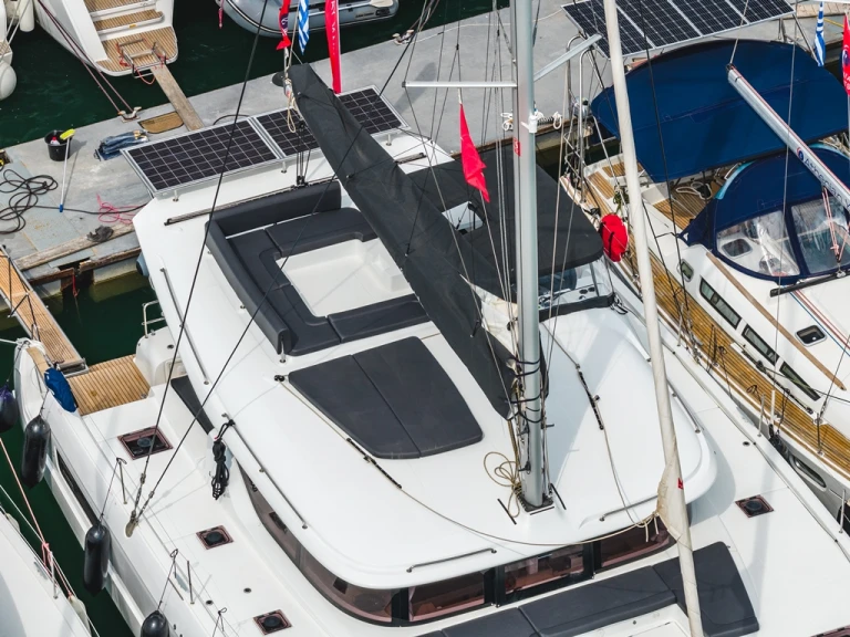 Catamarano a noleggio a Benítses al miglior prezzo