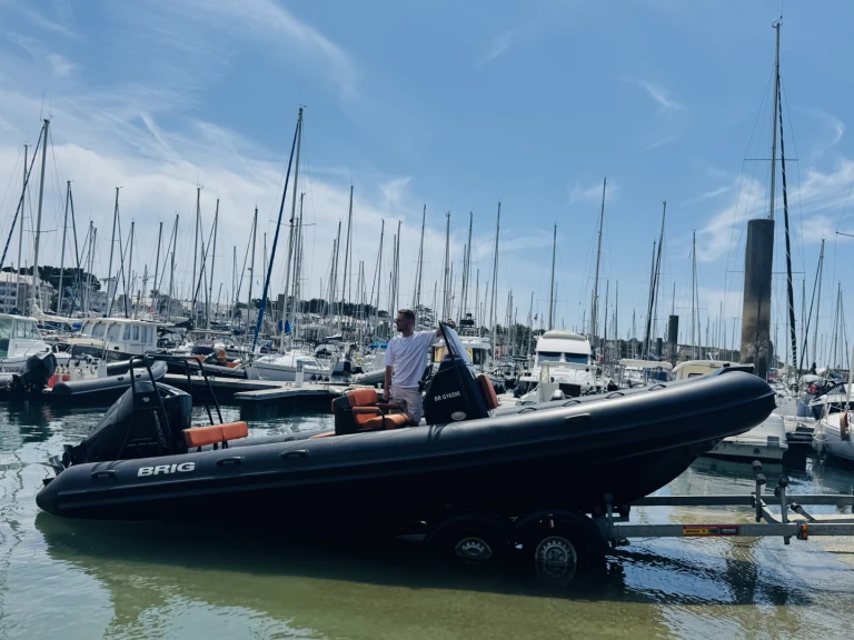 Gommone a noleggio a Arzon al miglior prezzo