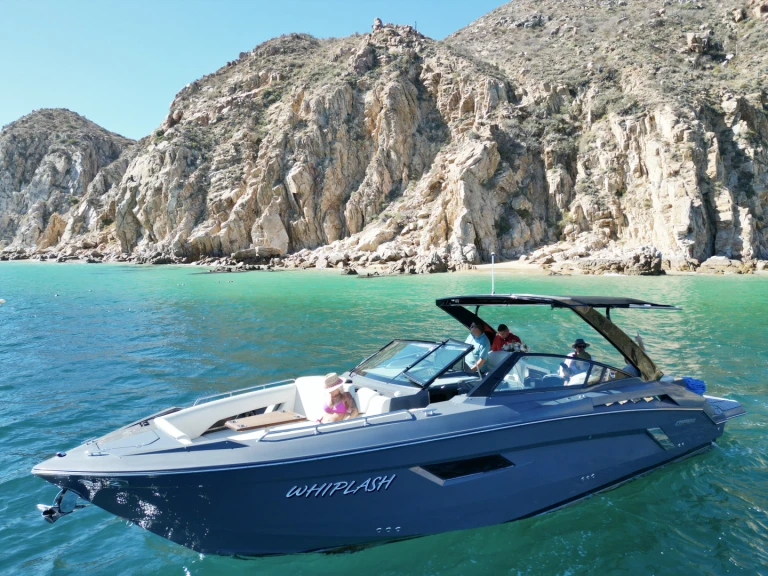 Noleggio Barca a motore a Cabo San Lucas – Cruisers 350 Sundancer